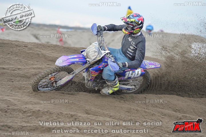 _ROB8456 (Copy).jpg